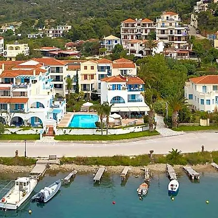 Hotel Nikis Village